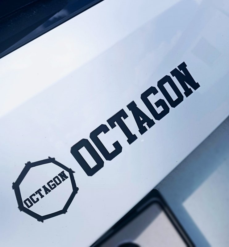 Naklejka na samochód Octagon black
