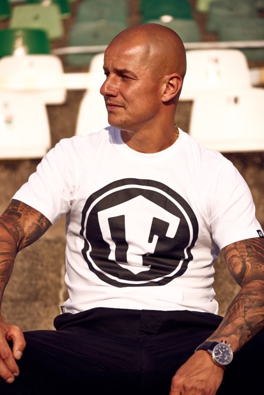 T-shirt Ofensywa x Octagon Logo biały